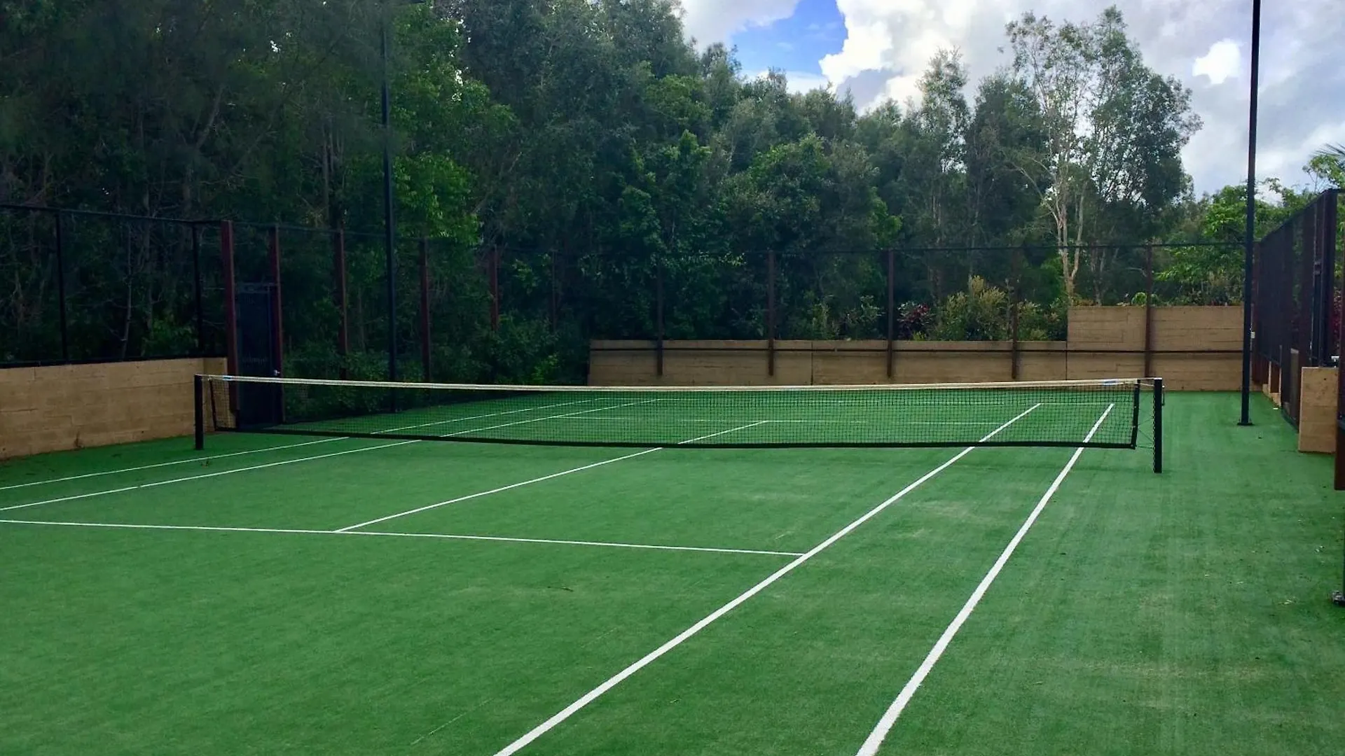 Apartment Noosa Bliss - Self Contained, Pool, Tennis, Gym